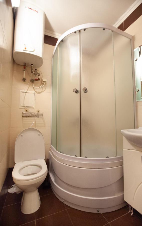 Двухкомнатная Квартира 300М От Моря Ул Парковая 18 Отчетные Док Chernomorsk Exterior foto